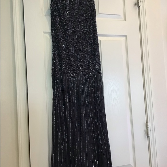 Beaded. Cocktail dress. - Picture 3 of 3